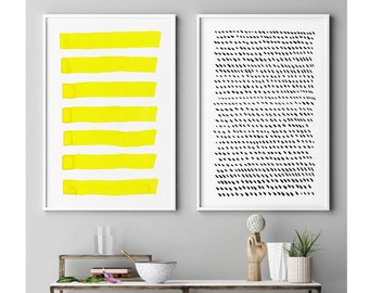 2点セット：マスタードイエロー＆グレーの抽象画フレーム付き