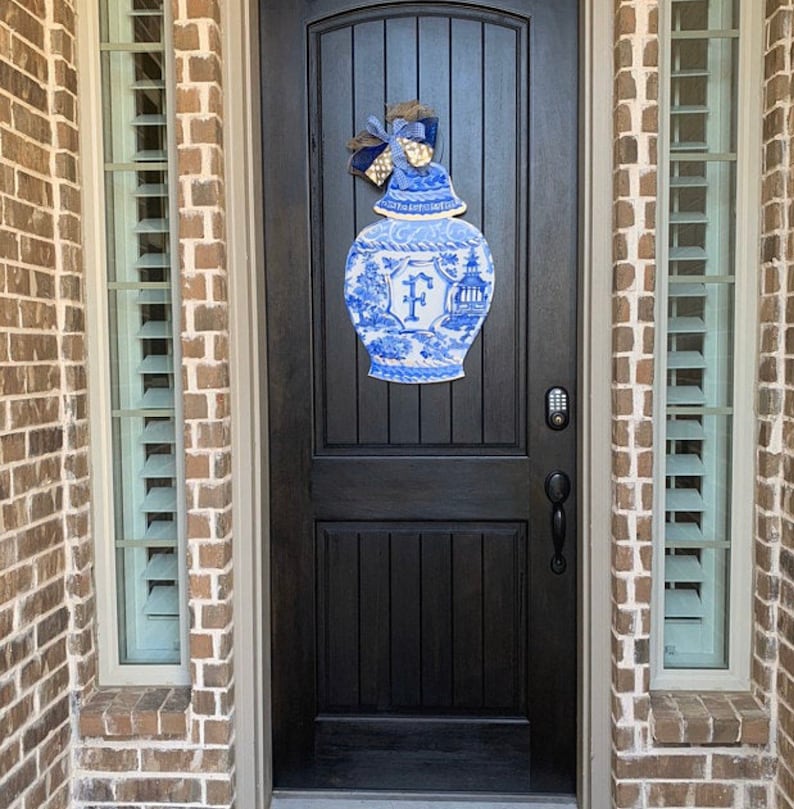 Chinoiserie Ginger Jar Blue White Door Hanger. Year Round door hanger. Artist Tree. My Artist Tree. image 3