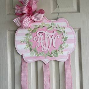 Hair Bow hanger. Door hanger. Bow Hanger. Dondee Hicks. Artist Tree. MyArtisttree.