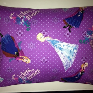 Travel Pillowcase /  Child  Pillowcase /  Disney Frozen / Sisters Forever