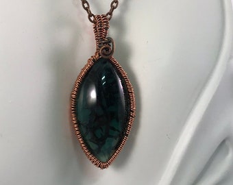 Green Dragon Vein Wire Wrapped Pendant Raw Copper Wire Wrapped Green Black Cabochon with Chain