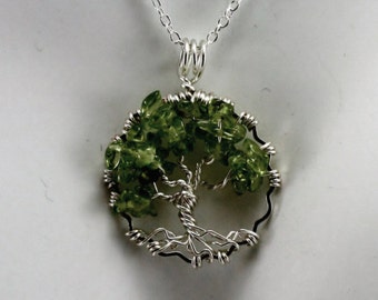 Miniatur Wald Baum des Lebens Halskette Peridot Anhänger Silber Kette und Draht gewickelt Baum Edelstein Schmuck August Birthstone Schmuck