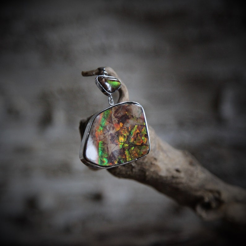 Fossilized Shell Green Pendant Silver Natural Ammolite Organic Statement Vintage Brown Orange Sterling Iridescent