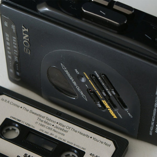 Sony Walkman, cassettes