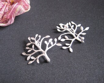 4 Brass Gold Silver Tree Brooch H22169
