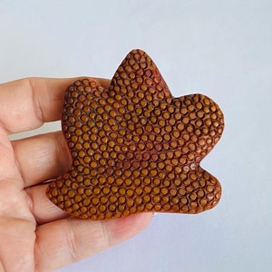 Vintage Carved Bakelite Starfish Brooch Abstract 1940’s Pin Jewelry Art Deco 4