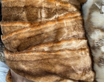 CLOSE OUT, 5 Yard Pcs. Faux Fur Reg 59.99 Per Yard, Tan Brown Stripe Ribbed Mink Shag, Make Rugs, Pillows, Throw Blankets, Bedspreads, Bears