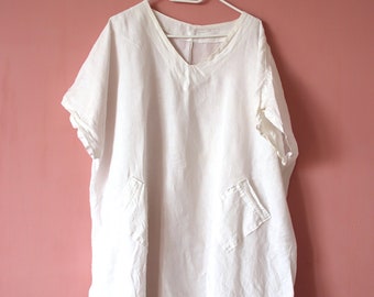 Vintage white 100% Linen Shirt. Maxi shir. Beach wear. White linen blouse.