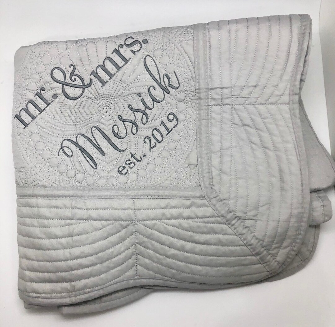 Personalized Wedding Quilt Couples Gift, Anniversary Gift, Wedding Ring Quilt, Custom Wedding