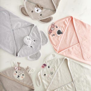 Personalized Baby Hooded Towel Personalized Gift, Character towel with name, Unique baby gift monogram towel for baby Bunny Elephant Deer