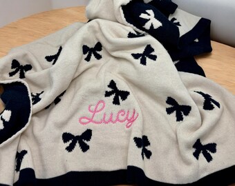 Personalized Baby Girl Blanket with Bows – Custom Name Bow Blanket, Coquette Nursery Gift, Soft Stroller Blanket for Newborn