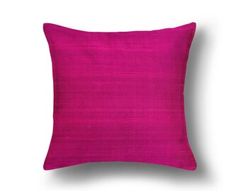 dark magenta throw pillows