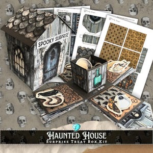 Puede incluir: Un kit de caja de regalo sorpresa de Halloween, "Haunted House". El kit incluye una casa en miniatura con un letrero que dice "Spooky Surprise", elementos decorativos y hojas de papel impresas. La casa tiene una apariencia envejecida.