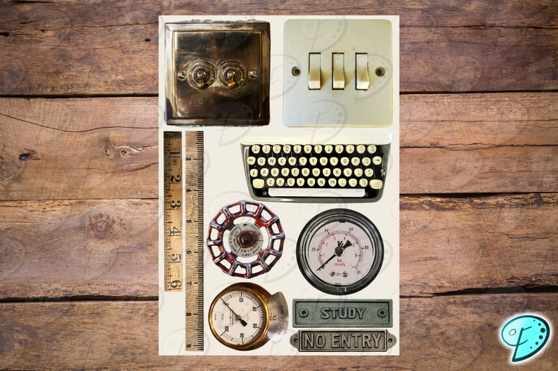K&ouml;nnte beinhalten: Eine Sammlung von Objekten im Vintage-Stil, darunter ein Lineal, eine Schreibmaschine, ein Lichtschalter, eine Leuchte, ein Messger&auml;t, ein Ventil, eine Uhr und zwei Schilder mit der Aufschrift "STUDY" und "NO ENTRY".