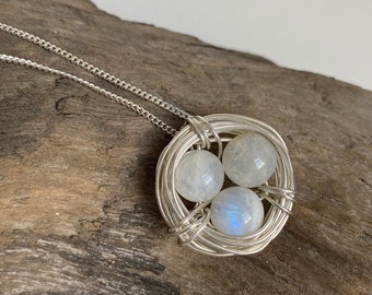 Moonstone Nest Necklace, moonstone necklace, moonstone jewelry, Moonstone, moonstone pendant, wire wrapped jewelry, Rainbow Moonstone, June
