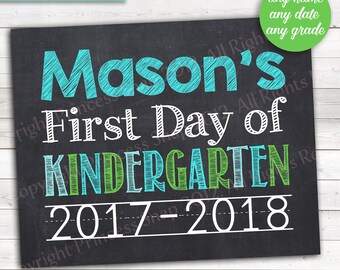 3 tarjetas personalizadas para el primer día de preescolar o cualquier grado, azul y verde, personalizadas con nombre, fecha y grado.