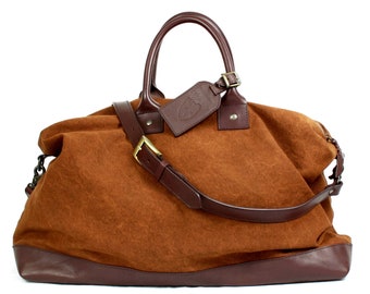 Brown LEATHER DUFFLE BAG, perfect for travel