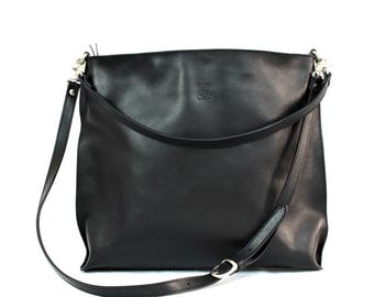 SAC À BANDOULIÈRE EN CUIR NOIR FAIT À LA MAIN