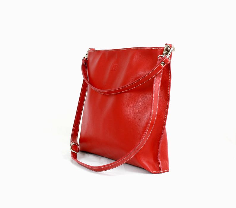 Red LEATHER SHOULDER BAG, handmade image 3