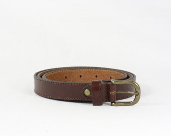 Cintura in CUOIO color ROSSO INGLESE, con cuciture laterali, alta 2,5 cm