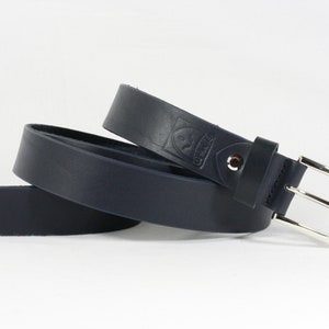 Men&#39;s BLUE LEATHER classic BELT for men,without seams, 3 cm