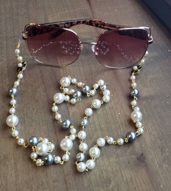 chanel eyeglass chain