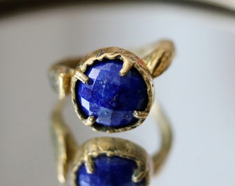 Leaf&Faceted Lapis Lazuli Quartz "Starry night" Ring-Ready to Ship Size 5/Rose Cut Lapis Lazuli Ring in Brass