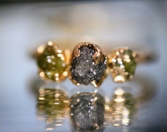 Raw Diamond Engagement Ring 14k Gold size 5-Raw Diamond Ring-Rough Diamond Ring-Natural Diamond Ring-Anniversary Ring-Gold Diamond Ring