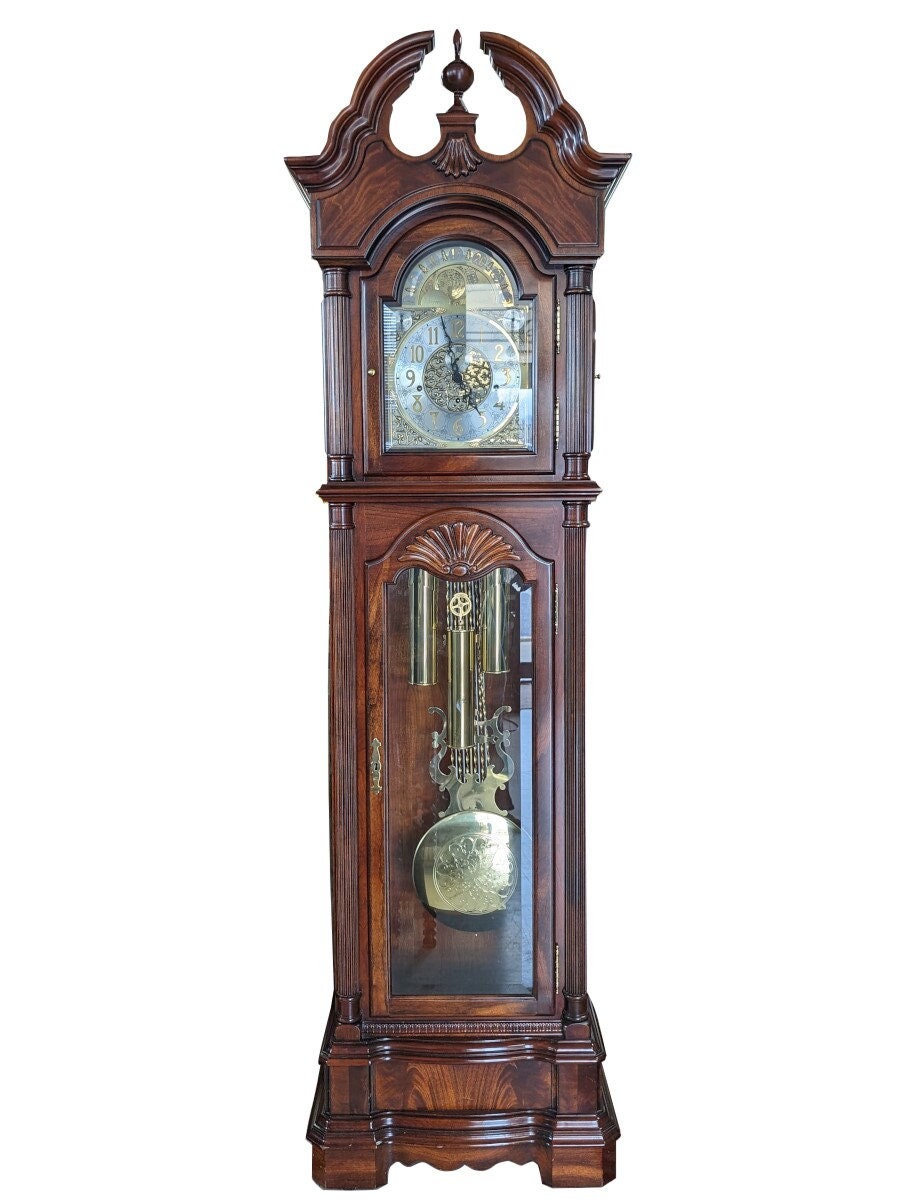 Howard Miller Grandfather Clock, Presidential Collection, 88″H, Read entire ad!!! Shipping not included in cost!!! PA6455PG