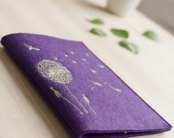 Therapy Document Cover – Pink Felt Pouch with Dandelion Embroidery – Handmade Holder for Cancer Pass, Port Card & Medical Papers