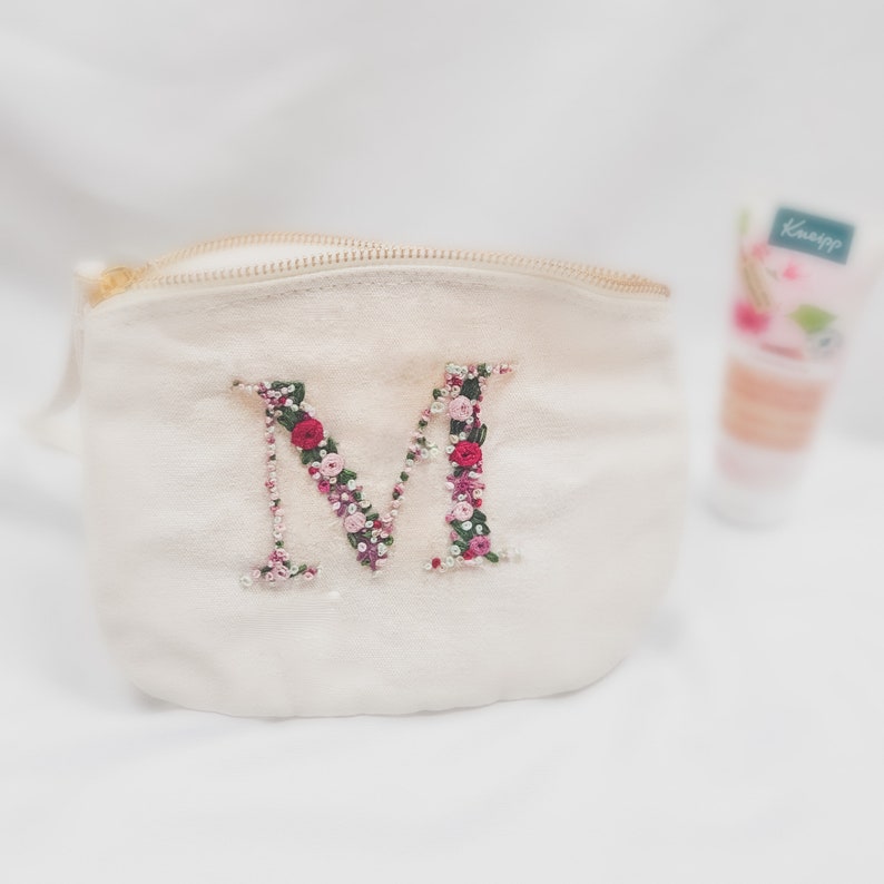 Cosmetic bag hand-embroidered with monogram image 4