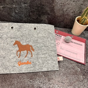 Personalized horse passport covers made of high-quality wool felt stylish protection for your documents image 4