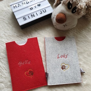 Heimtierausweishülle / Tierausweishülle bestickt und personalisiert