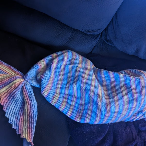 Rainbow mermaid tail blanket