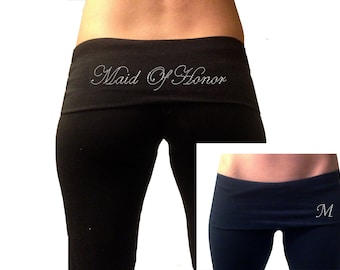 Aangepaste Maid of Honor zwart vouw Over Yoga broek met Monogram eerste. Maid of Honor Yoga broek. Maid of Honor Gift