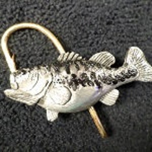 New Lg Black Bass Hat Hook