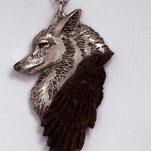 Ravenwolf..... Handgesneden in fijne tinnen zwarte raaf
