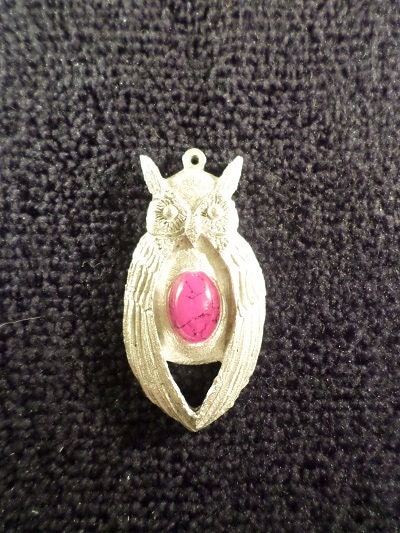 New ..{ Glass cast Owl } pendant