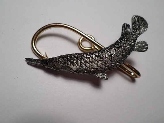 Longnose Gar Body fish Hat Hook
