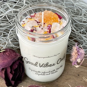 Good Vibes Only Crystal Candle - Soy Candle - Healing Crystals and Stones - Mindfulness Gift - Self Care Gift - Positive Energy