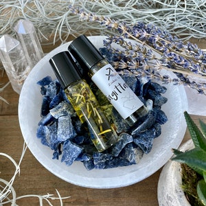 Sagittarius Zodiac Crystal Perfume Oil - Healing Crystals Roller Bottle - Horoscope Oil - Astrology Perfume Oil - December Birthday Gift