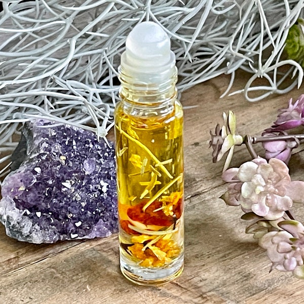 Leo Zodiac Crystal Infused Perfume Oil - Healing Crystals Roller Bottle - Horoscope Oil - Astrology Perfume Oil - August Birthday Gift