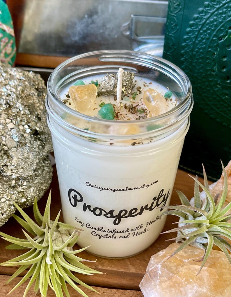 Vela de cristal de prosperidad - Vela de soja - Buena suerte - Fortuna - Vela con hierbas - Regalo de atención plena - Buenas vibras - Cristales curativos imagen 5