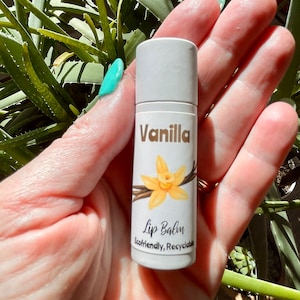 Vanilla Lip Balm - Beeswax Lip Balm - Eco Friendly - Recyclable - Preservative Free - All Natural
