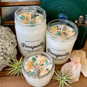Vela de cristal de prosperidad - Vela de soja - Buena suerte - Fortuna - Vela con hierbas - Regalo de atención plena - Buenas vibras - Cristales curativos imagen 3