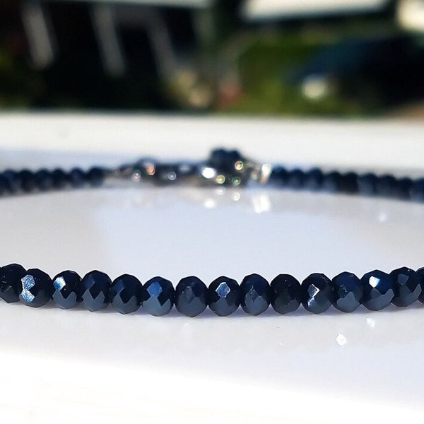 Dark Blue Crystal Bracelet/ Sparkly Blue Stone Bracelet/ Healing Anxiety Bracelet/ Beaded Blue Sapphire Bracelet/ Pretty Navy Blue Bracelet