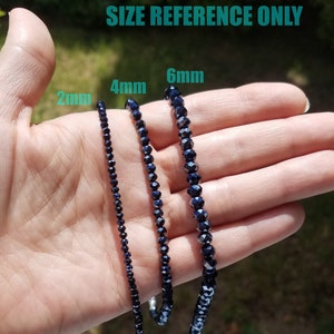 Dark Blue Crystal Bracelet, Navy Blue Bracelet, Sapphire Blue Beaded Bracelet, Dainty Everyday Bracelet for Women, Stone Bracelet Gift bild 3