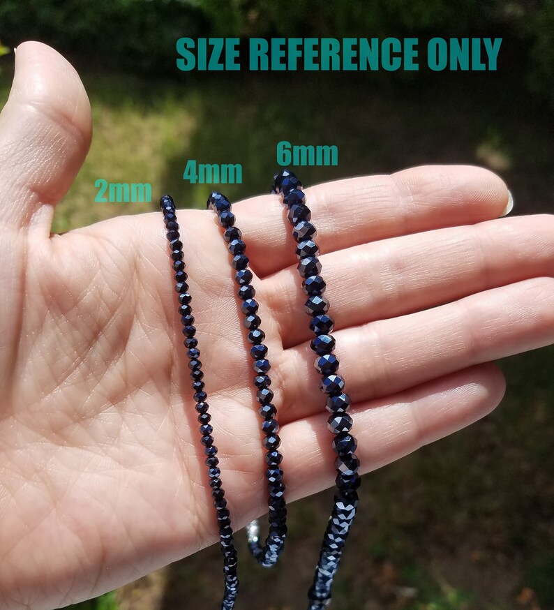 Dark Blue Crystal Bracelet, Navy Blue Bracelet, Sapphire Blue Beaded Bracelet, Dainty Everyday Bracelet for Women, Stone Bracelet Gift bild 3