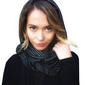 laine infinity shawl