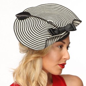 Black and White Fascinator with  Bow and Quill Feather/ Kentucky Derby Fascinator/ Derby Hat